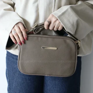 کیف زنانه دوشی مدل ماگریتا