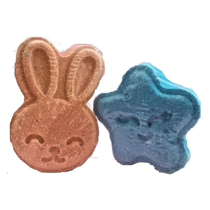 بمب حمام نشکن (کوکتل پدیکور)