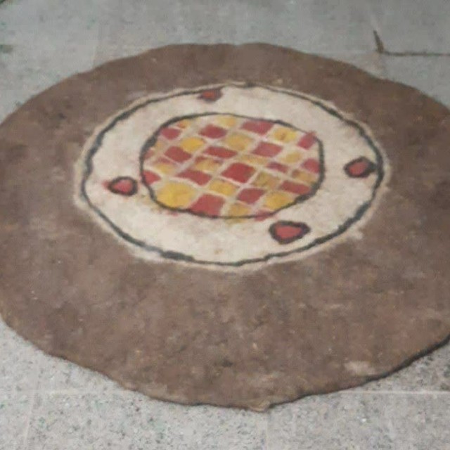 نمد گرد (قطر بزرگتر از 1 متر)