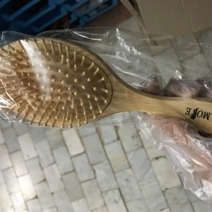 برس تمام چوب بزرگ بیضی دندانه تیز دکتر مور (بدون جعبه)