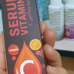 سرم ویتامین سی اعلا ریحانا  (۳۰ گرم)