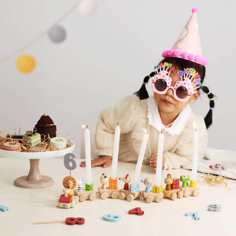 قطار چوبی تولد طرح حیوانات  پیکاردو picardo (بدنه واگن ها رنگ چوب)