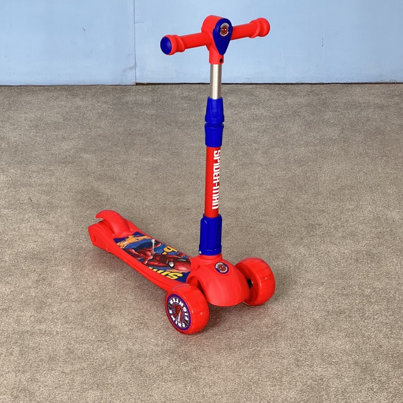 اسکوتر کودک کد 2122 مدل اسپایدر من