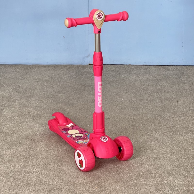 اسکوتر کودک کد 2122 مدل خرس سرخابی