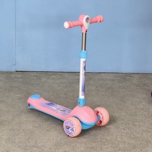 اسکوتر کودک کد 2127 مدل فروزن صورتی