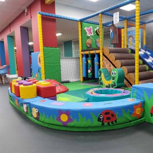 دیواره فومی جداکننده محیط