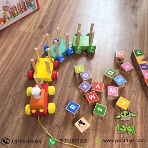 اسباب بازی آموزشی قطار چوبی حروف انگلیسی با نخ
