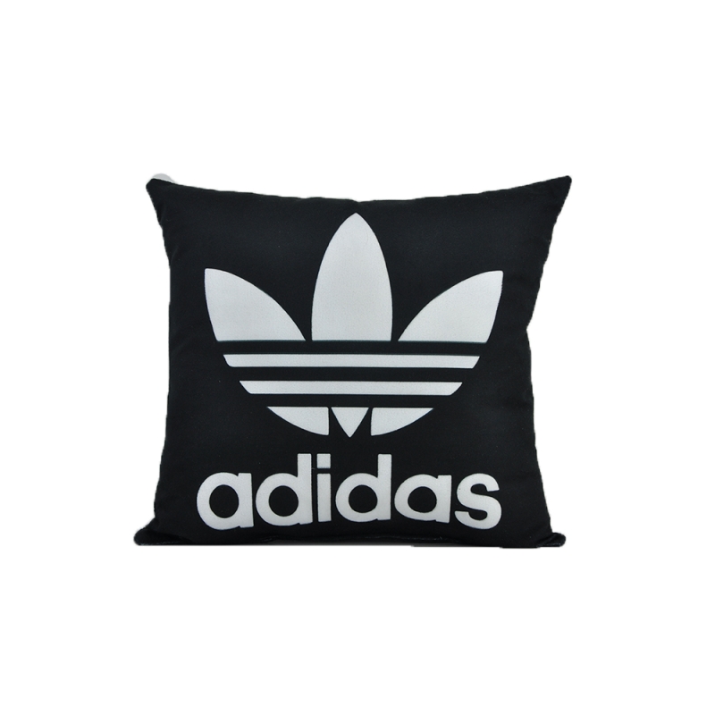 کوسن پشت شیشه عقب خودرو  تام کلین طرح آدیداس سایز 35*35 تک عددی