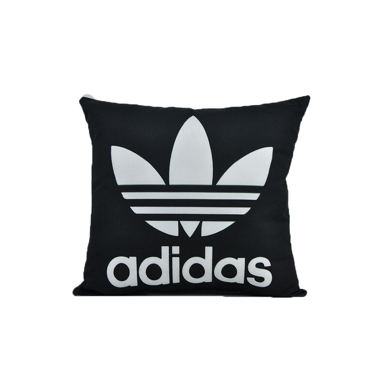 کوسن پشت شیشه عقب خودرو تام کلین طرح آدیداس سایز 35*35 تک عددی