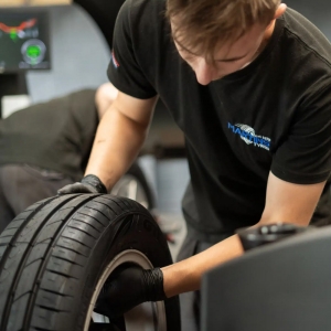 خدمات بالانس لاستیک