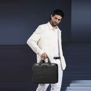 کیف لپ تاپ 15.6 اینچ ضدآب بنج bange BG-8029