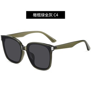 عینک آفتابی زنانه کارن بازار