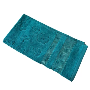 حوله ابریشم فاضل مدل گلبرگ سایز40*80 سانتی متر
