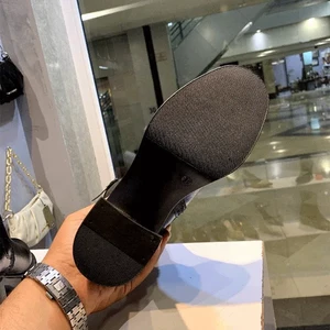 بوت بلند زنانه مدل کلاسیک با پاشنه بلوکی، رنگ مطابق تصویر