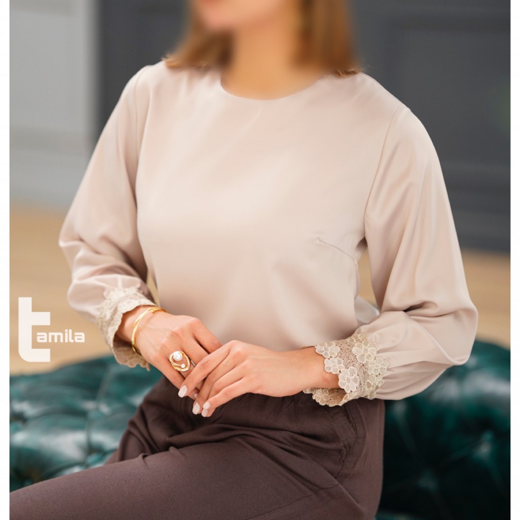 آشنایی با ویژگی‌های شومیز بیسیک زنانه باکیفیت