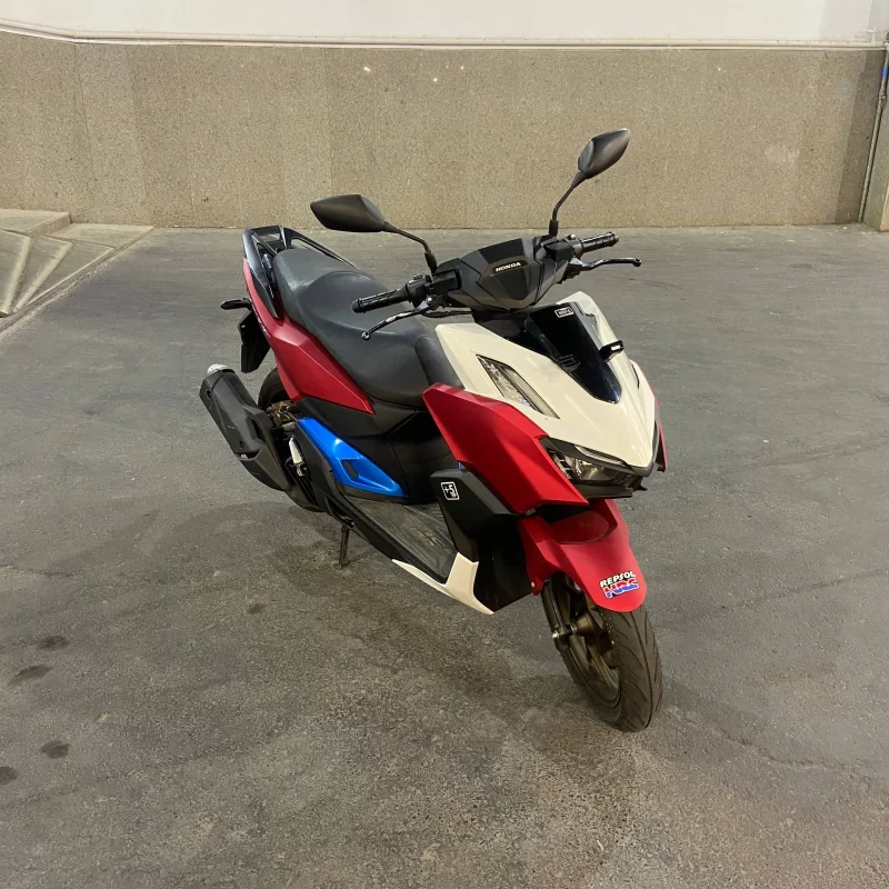 موتور سیکلت هوندا کلیک ۱۶۰ مدل ۱۴۰۱ (کارکرده)