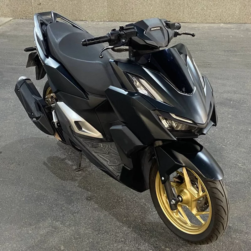 موتور سیکلت هوندا کلیک ۱۶۰ ABS دار مدل ۱۴۰۳ مشکی (کارکرده)