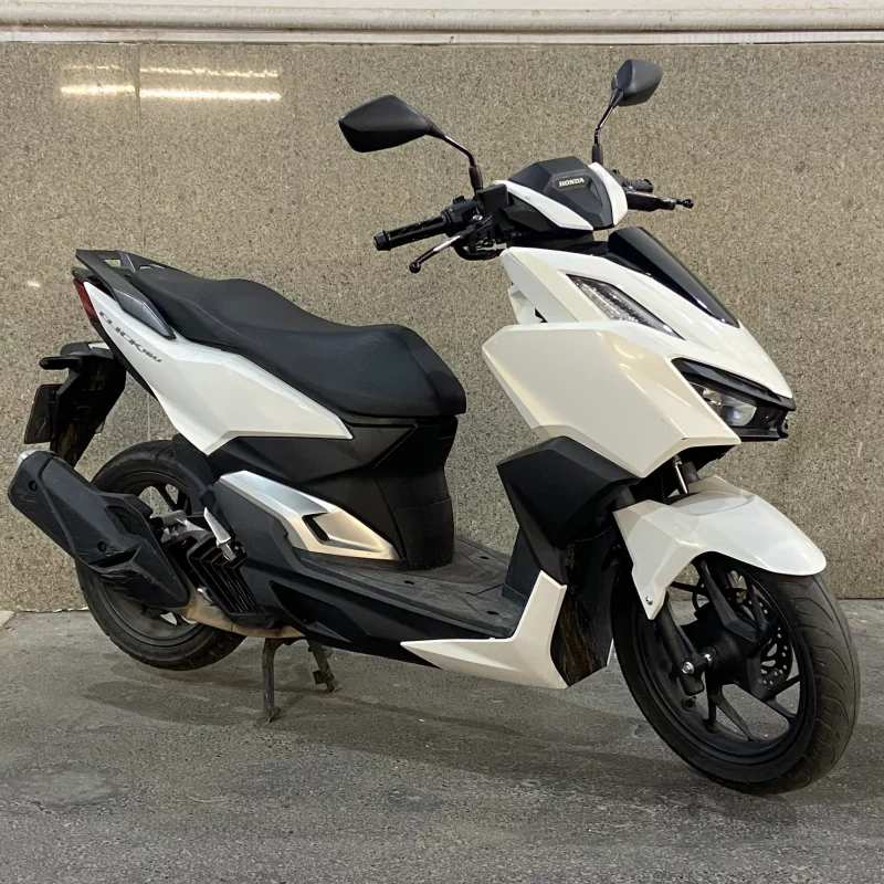 موتور سیکلت هوندا  کلیک ۱۶۰ مدل ۱۴۰۲(کارکرده)
