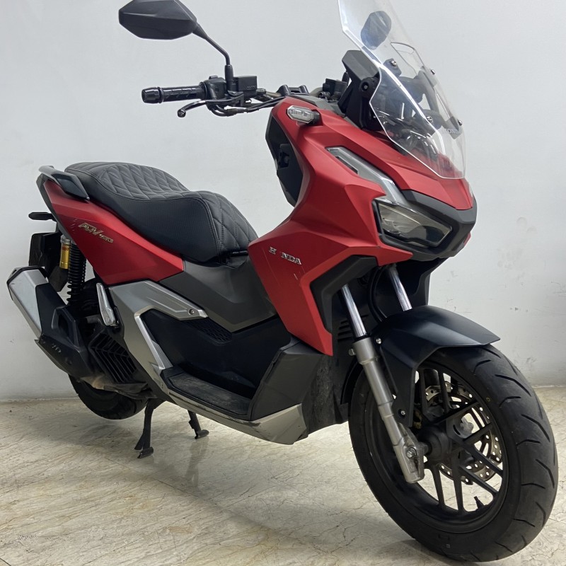 موتور سیکلت هوندا ADV 160 مدل ۱۴۰۲ (کارکرده)