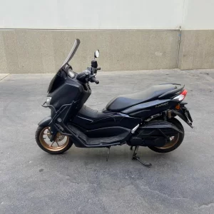 موتور سیکلت یاماها NMAX ۱۵۵ سی سی با طلق و گارد (کارکرده)