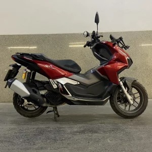 موتور سیکلت هوندا ADV 160 مدل ۱۴۰۲ (کارکرده)