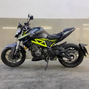 موتور سیکلت کیو جی اس آر کی ۲۵۰ دو سیلندر مدل ۱۴۰۲(در حد صفر)