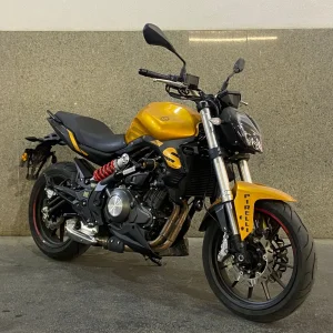 موتور سیکلت بنلی ۲۵۰ جفت سیلندر مدل ۱۴۰۱ (کارکرده)