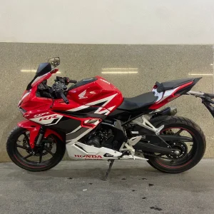 موتور سیکلت هوندا CBR250 RR فول مدل 1403