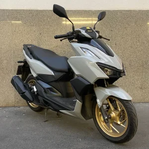 موتور سیکلت هوندا مدل کلیک۱۶۰  ۱۴۰۳(کارکرده)