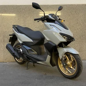 موتور سیکلت هوندا مدل کلیک ۱۶۰  ۱۴۰۳ (کارکرده)