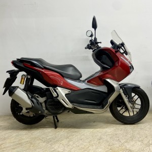 موتور سیکلت هوندا ADV 160 مدل ۱۴۰۲ (کارکرده)