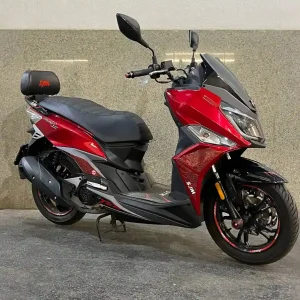 موتور سیکلت اس وای ام J200 مدل 1404 (کارکرده)