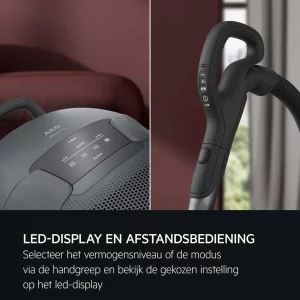 جاروبرقی آاگ مدل AB81A2DG