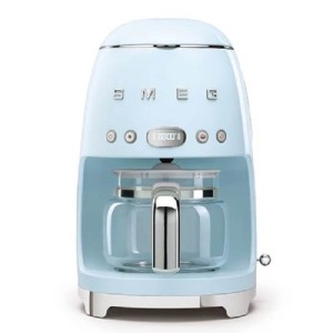 قهوه ساز اسمگ رنگ آبی پاستیلی مدل DCF02