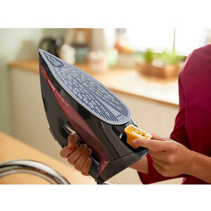 اتو بخار فیلیپس مدل DST7022