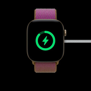 ساعت هوشمند 42 میلی‌متری اپل مدل Watch Series 12 Aluminum Case با بند سیلیکونی، سازگار با iOS 27 و بالاتر