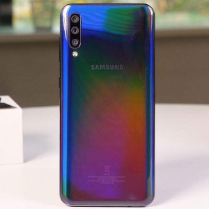 گوشی موبایل سامسونگ مدل Galaxy A50 SM-A505F/DS دو سیم کارت ظرفیت 128گیگابایت با رم 6 گیگابایت