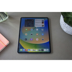 تبلت اپل مدل iPad Pro 12.9 2022 WIFI ظرفیت 256 گیگابایت و رم هشت گیگابایت