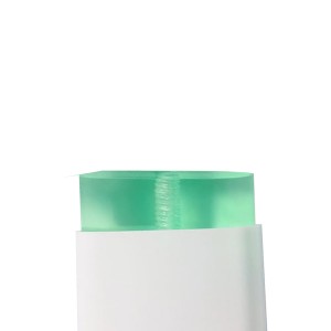 ضد آفتاب استیکی بی رنگ با SPF50 ویتالیر مدل Activit وزن 15 گرم