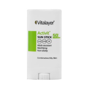 ضد آفتاب استیکی بی رنگ با SPF50 ویتالیر مدل Activit وزن 15 گرم
