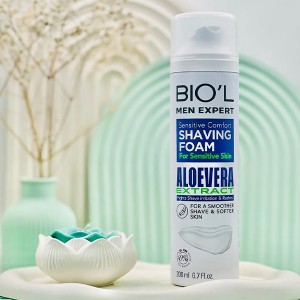 فوم اصلاح خنک کننده بیول مدل Aloevera حاوی عصاره آلوئه‌ورا و ویتامین E مناسب پوست حساس حجم ۲۰۰ میل