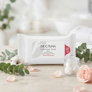 دستمال بهداشتی بانوان فارماسی مدل Intimate Care بسته ۲۰ عددی