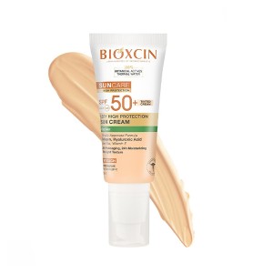 کرم ضد آفتاب رنگی و مات کننده بیوکسین مدل SUNCARE با SPF50+ مناسب پوست‌های چرب حجم ۵۰ میل