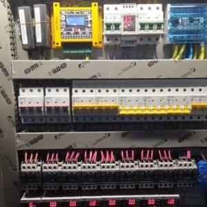 کنترلر دما و رطوبت TH4