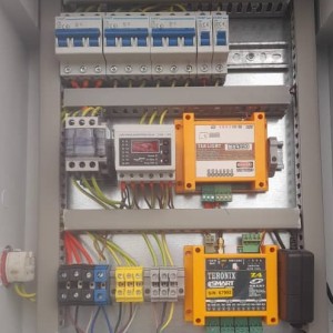 کنترل پیامکی ساعت دار