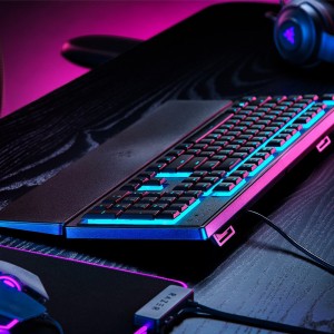 کیبورد گیمینگ ریزر مدل ORNATA V3 X سوییچ ممبران رنگ مشکی