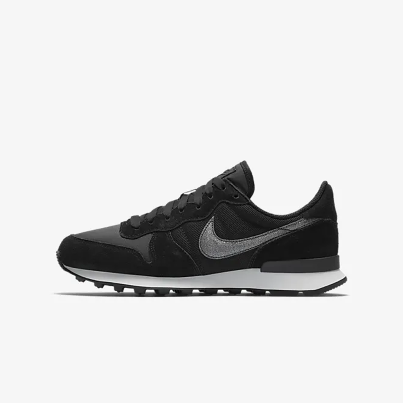 کتونی با زیره طبی