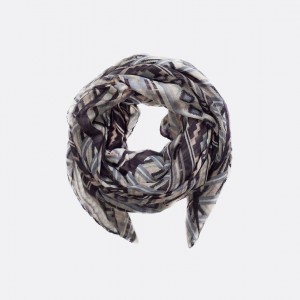 شال گردن دانزا