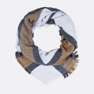 شال گردن شاهو