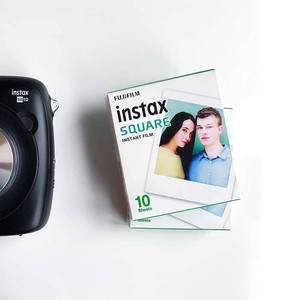 دوربین چاپ سریع فوجی فیلم مدل Instax Square SQ10